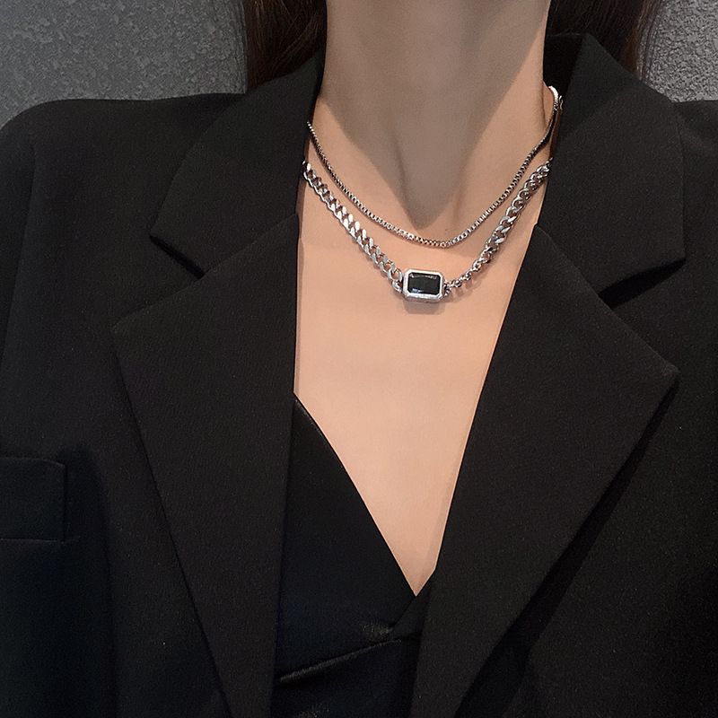 Double-layer Titanium Steel Hip-hop Necklace Geometric Black Crystal Short Necklace