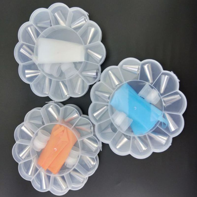 12 Decorating Mouth Cakes Cream Mouth Soluble Bean Puffs Baking Decorating Set Wholesale