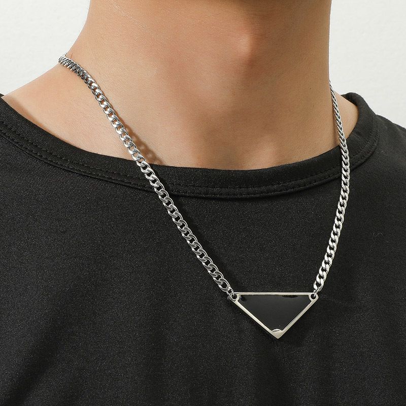 Cross-border New Stainless Steel Geometric Pattern Triangle Necklace