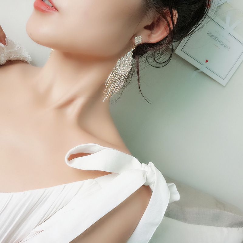 Flash Elegant Crystal Long Fringe Earrings Women's Korean-style All-match Fashion Diamond Anti-allergy Ear Stud Earring