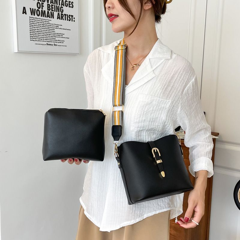 New Fashion Wide Shoulder Strap High Capacity Messenger Bag Bucket Bag