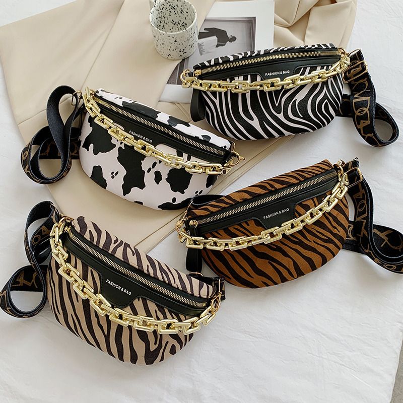 Acrylic Thick Chain Ladies Waist Bag 2021 New Cross-border New Leopard Temperament Chest Bag