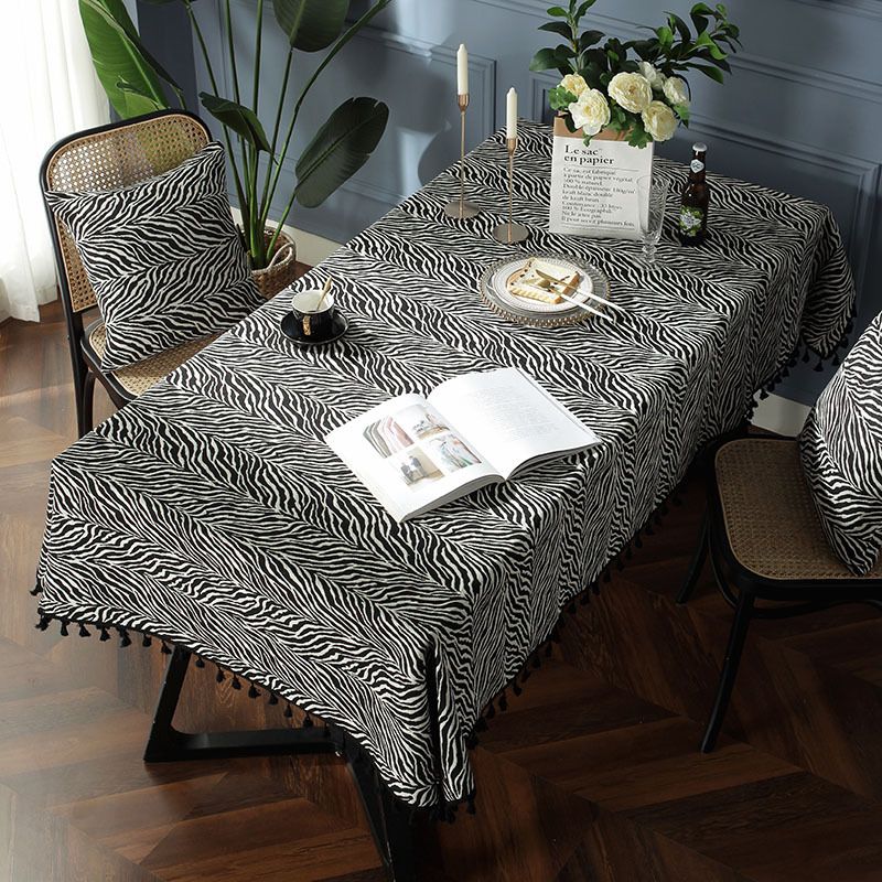 Bohemian Style Yarn-dyed Jacquard Black Tassel Table Cloth Home Coffee Table Cover Cloth