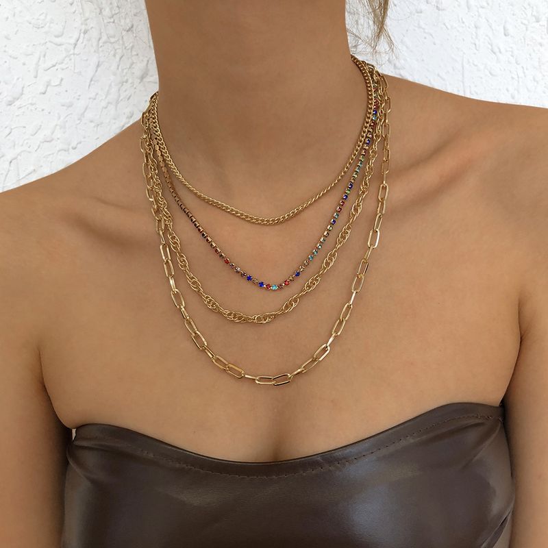 Collier De Diamant De Style Punk Hip-hop Collier En Alliage Multicouche Rétro Creux En Gros