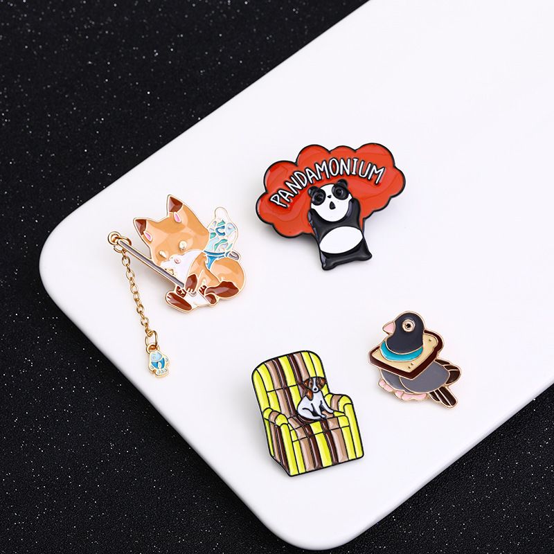 New Oil Drop Brooch European And American Creative Animal Brooch Clothing Accessories Wholesale