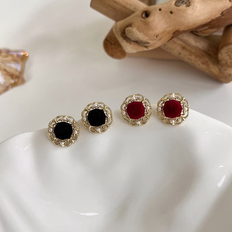 Vintage Wine Red Velvet Earrings French Palace Style Exquisite Small Earrings