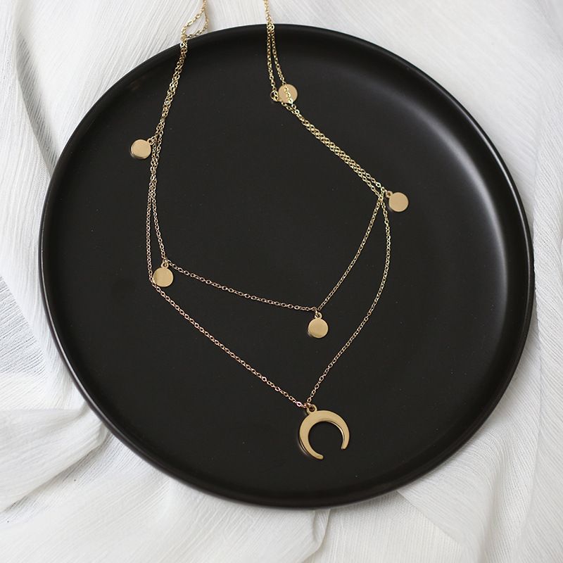 Fashion Star Round Disc Inverted Crescent Moon Necklace Clavicle Chain Titanium Steel Plated 14k Gold