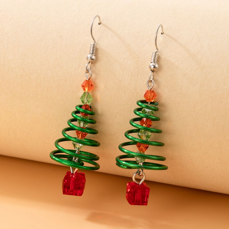Jour De Noël New Green Christmas Tree Spiral Ear Hook Boucles D&#39;oreilles Pendantes Géométriques Avec Perles