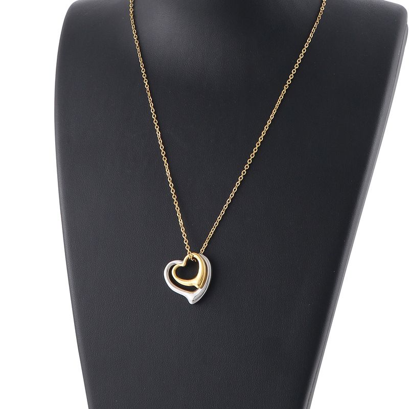 Titanium Steel 18K Gold Plated Fashion Heart Pendant Necklace