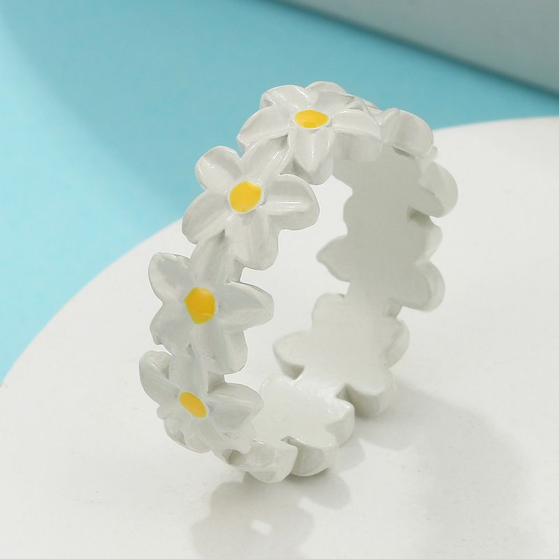 Cross-border Simple Flower Fashion Sweet Little Daisy Index Finger Ring