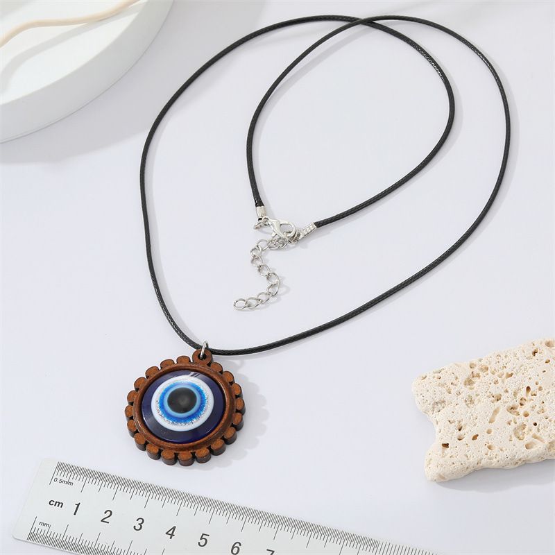European Cross-border Sold Jewelry Retro Punk Wood Lace Devil's Eye Necklace Blue Eyes Pendant Clavicle Chain Female
