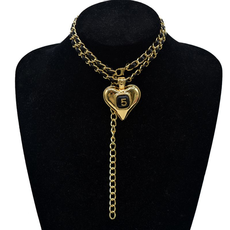 Retro Woven Chain Heart Pendant Necklace Personality Sweater Chain