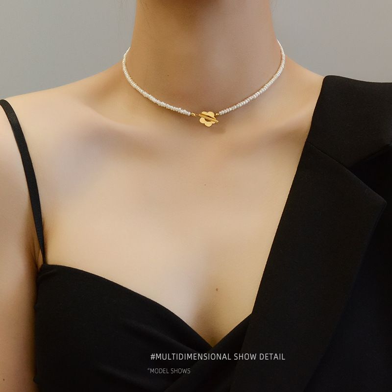 Baroque Pearl Flower Ot Buckle Necklace Clavicle Chain Titanium Steel 18k Gold Plated Necklace