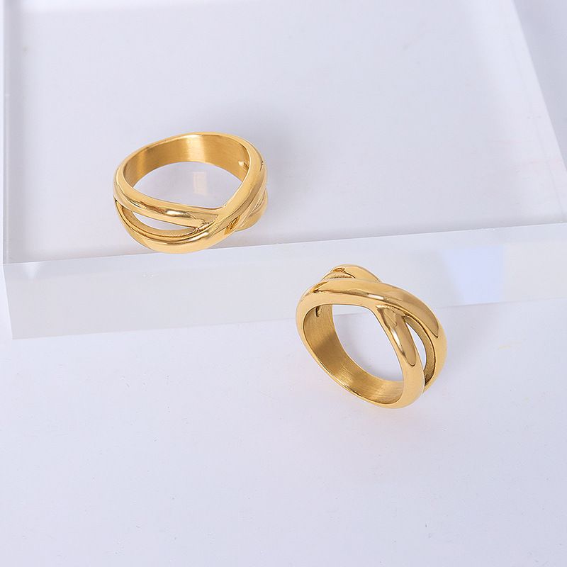 European And American Exaggerated Personality Interlaced Tail Ring Jewelry Titanium Steel 18k Ring