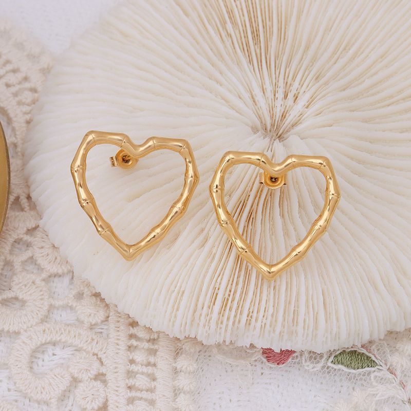 Simple Personality Titanium Steel 18k Gold Heart Earrings Wholesale