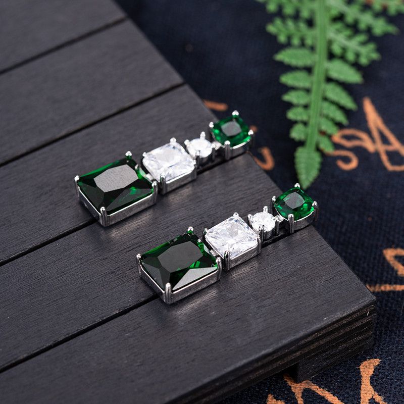 Fashion Diamond-encrusted Zircon Emerald Copper Earrings Jewelry