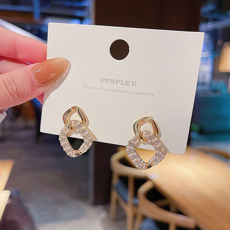 Koreanisch Die Neuen Einfachen Geometrischen Ohrringe Strass-besetzte Perlen-high-end-ohrringe