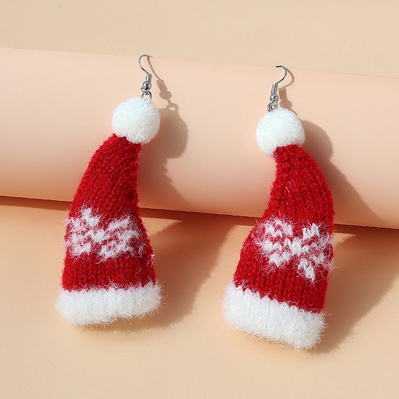 Série De Noël Marée Populaire Sauvage Petites Boucles D&#39;oreilles Chapeau De Noël Fraîches Et Mignonnes