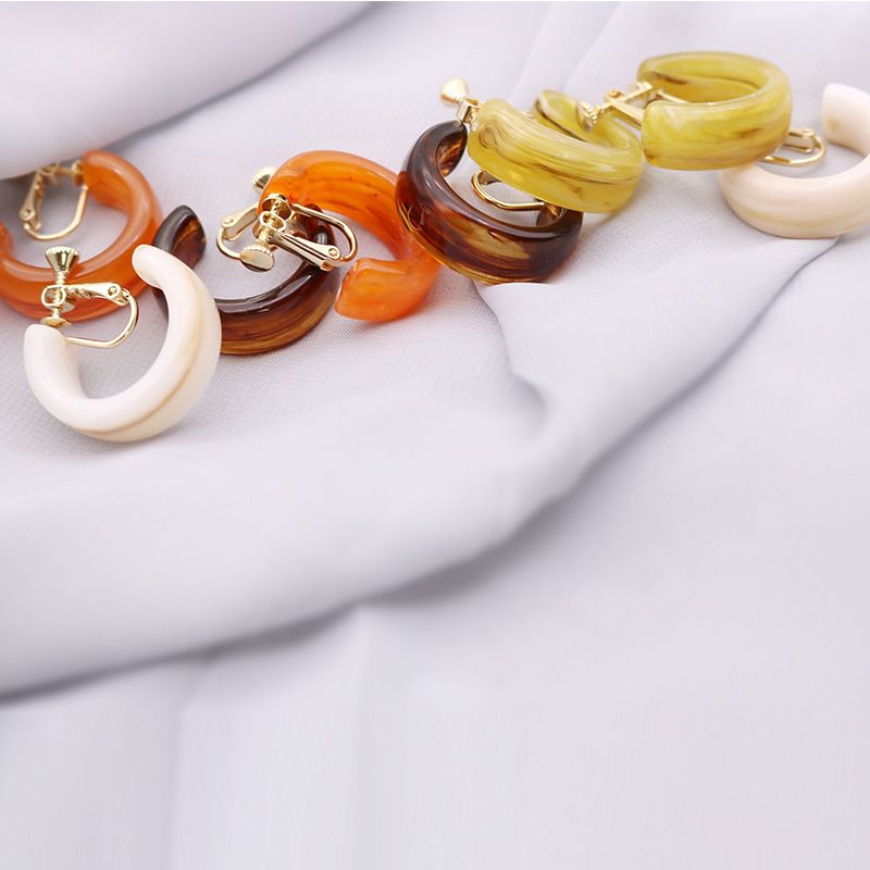 European And American Multicolor Screw Candy Color Acrylic C-shaped Ear Clips