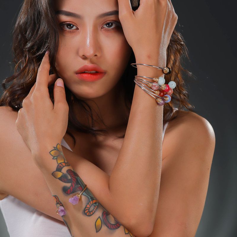 Bracelets En Alliage De Dames Exquis Multicolores À La Mode En Gros