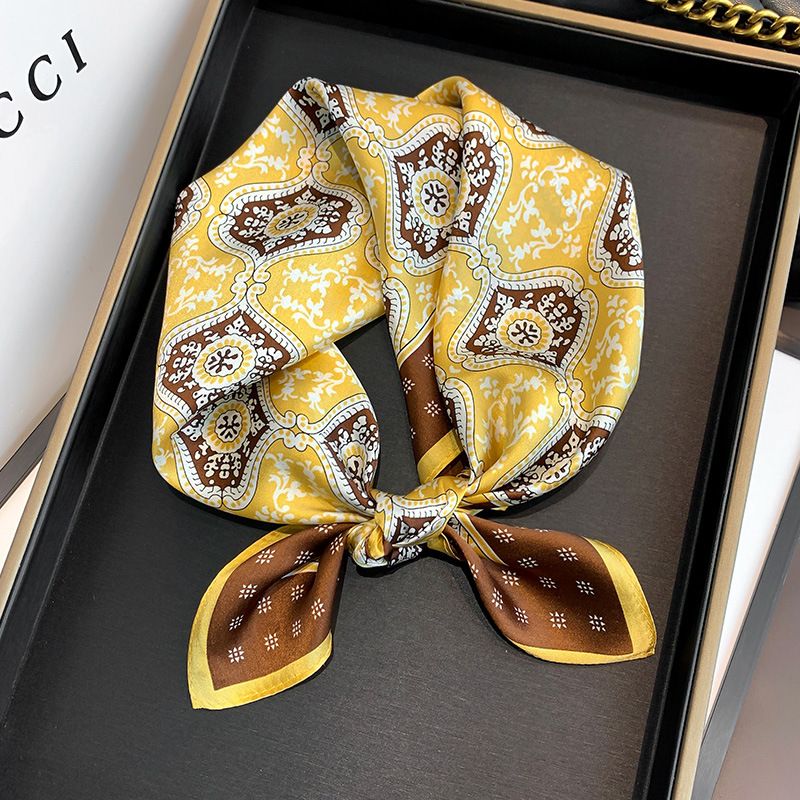 2021 Spring And Summer New Small Square Scarf Fashion Silk Scarf Female