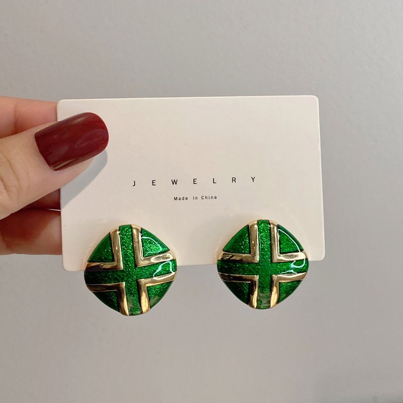 Sterling Silver Needle Japanese And Korean Style Fashion Geometry Pattern Pattern Stud Earrings Personality Simple And Cool Style Resin Earrings H4277