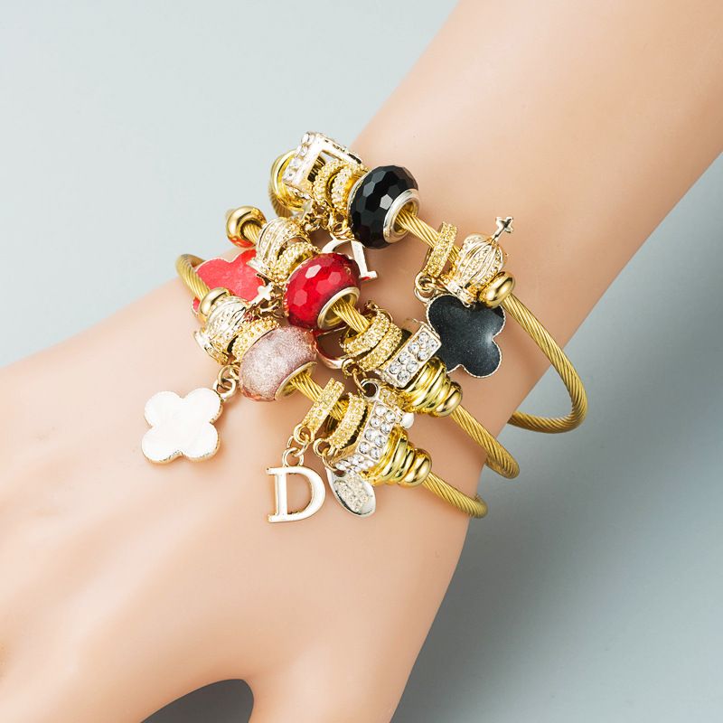 Européen Et Américain Nouvelle Mode Diy Fleur Lettre Alliage Dora Bracelet Simple Tout-match De Perles Fil D'acier Bracelet Accessoires