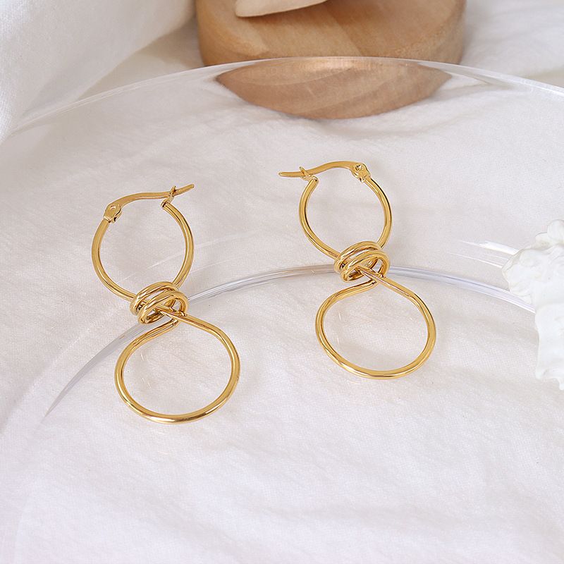 Ins Style Design Nische Geometrische Figur 8 Twist Ohrringe Titanstahl Ohrringe 18k Vergoldung Schmuck
