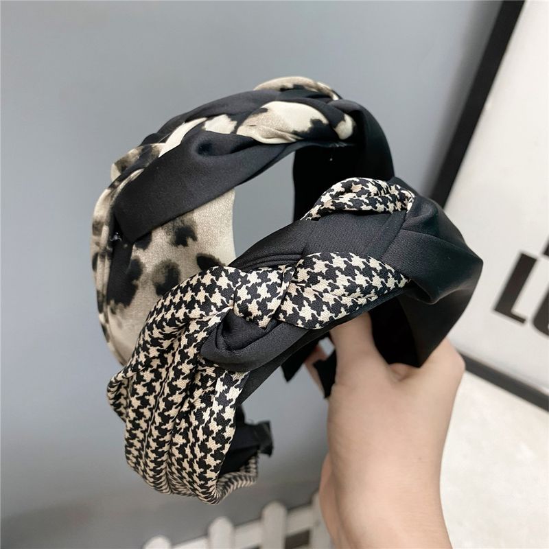 Retro Hahnentritt-stirnband Breitkantiger Schwarz-weiß-leoparden-print Twist Braid Haarschmuck