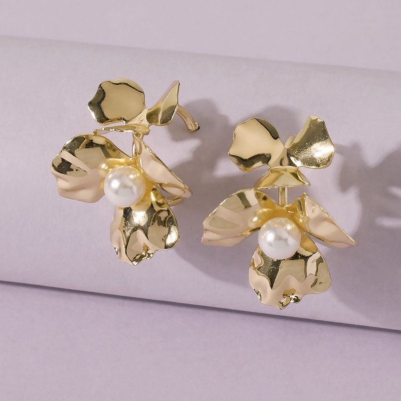 Boucles D&#39;oreilles En Alliage De Perles Incrustées De Fleurs De Style Palais Rétro En Gros