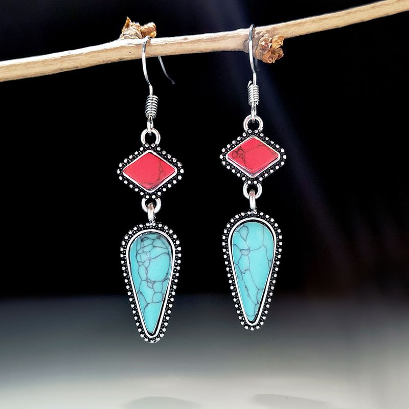 Creative Retro Inlaid Red Turquoise Earrings New Earrings