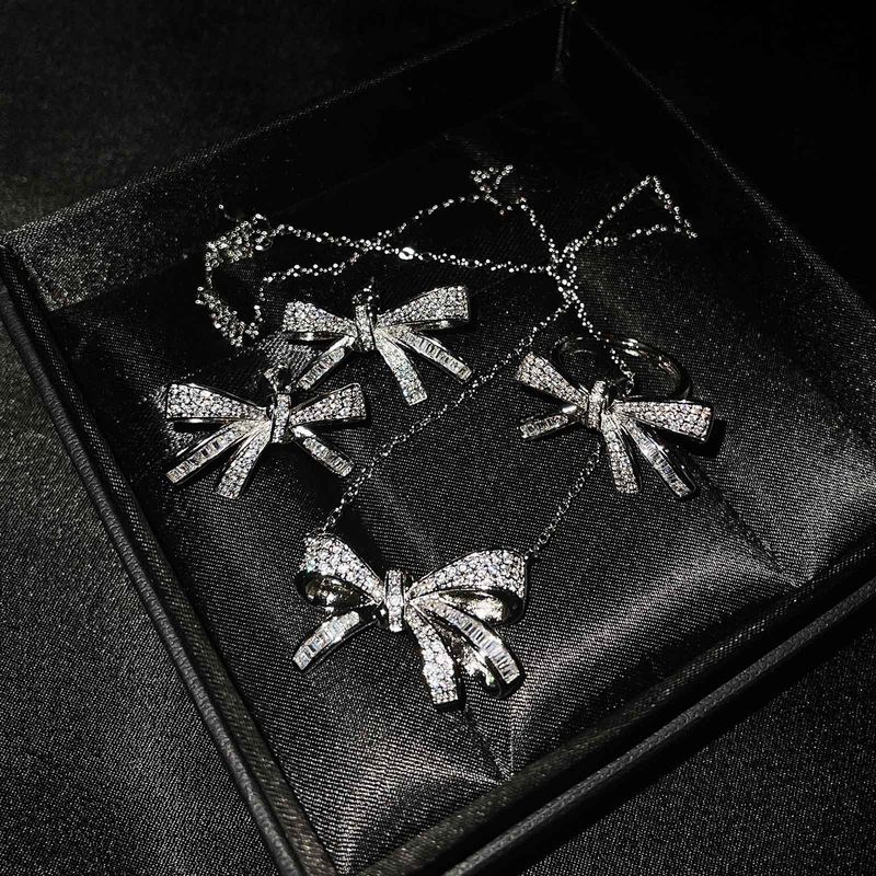 Bogen Halskette Weibliches Licht Luxus Nische Schmetterling Neuer Ring Kupferschmuck