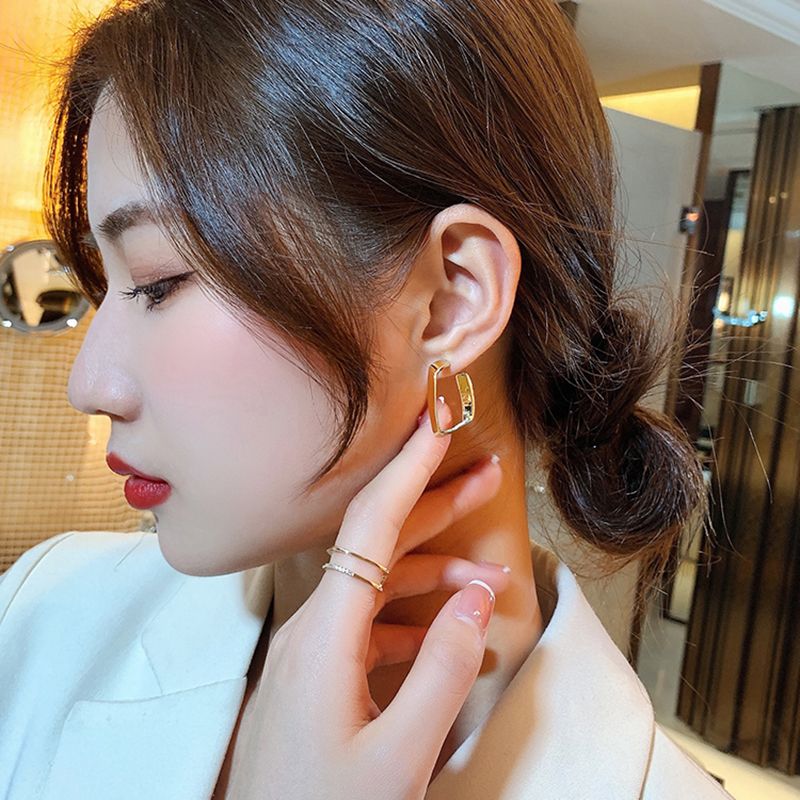 Boucle D&#39;oreille Coréenne Femme Automne Et Hiver 2022 Nouvelles Boucles D&#39;oreilles Dorées