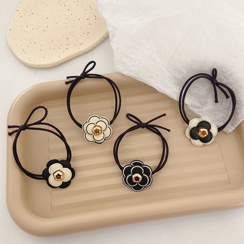 Autumn New Knotted Thin Rubber Band Pu Leather Camellia Hair Scrunchies