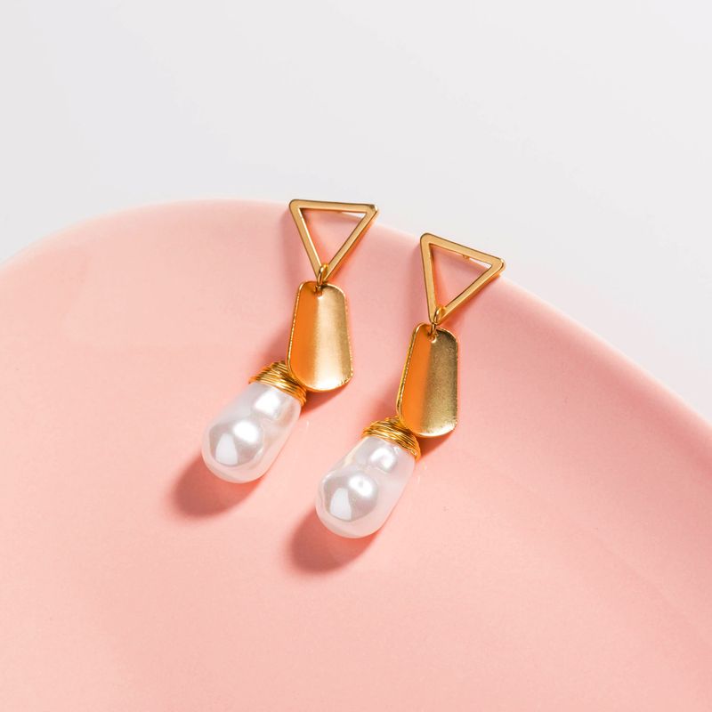 Baroque Water Drop Pearl Triangle Temperament Metal Geometric Earrings