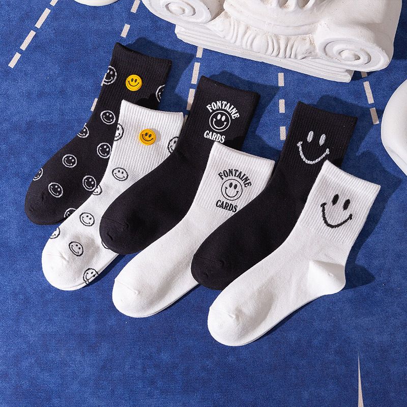 Fashion Black And White Smiling Face Combed Cotton College Style Socks