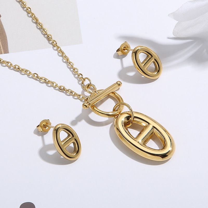 Fashion Ot Buckle Pendant Titanium Steel Necklace Earrings Set