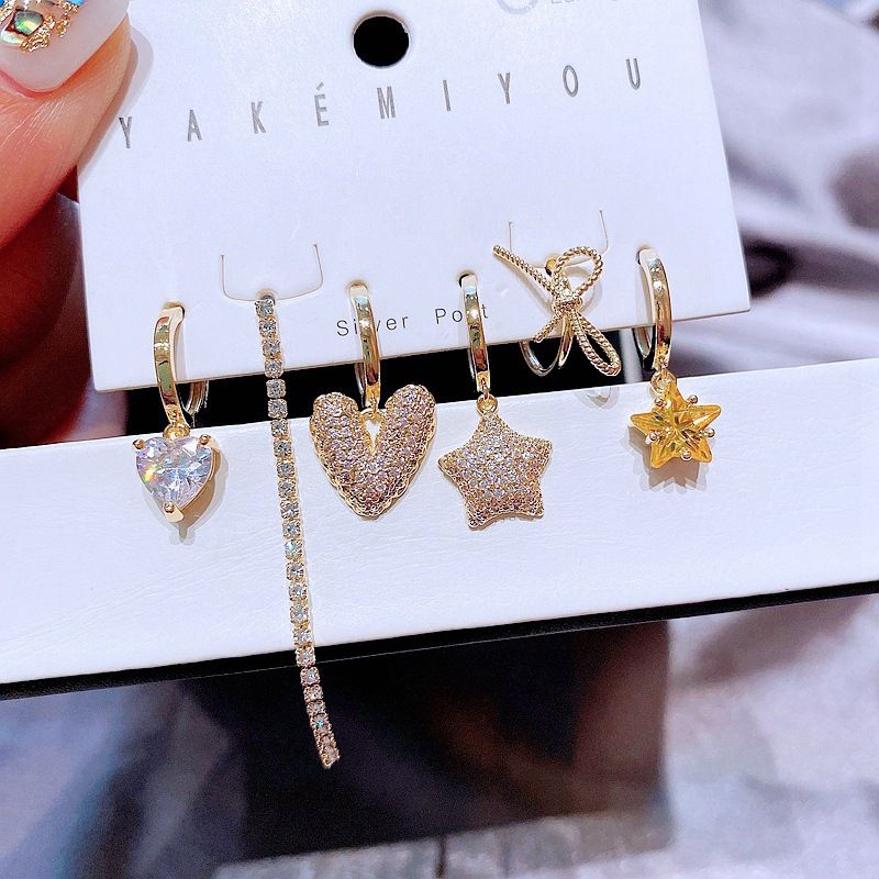 Yakemiyou Luxurious Heart Copper Zircon Earrings