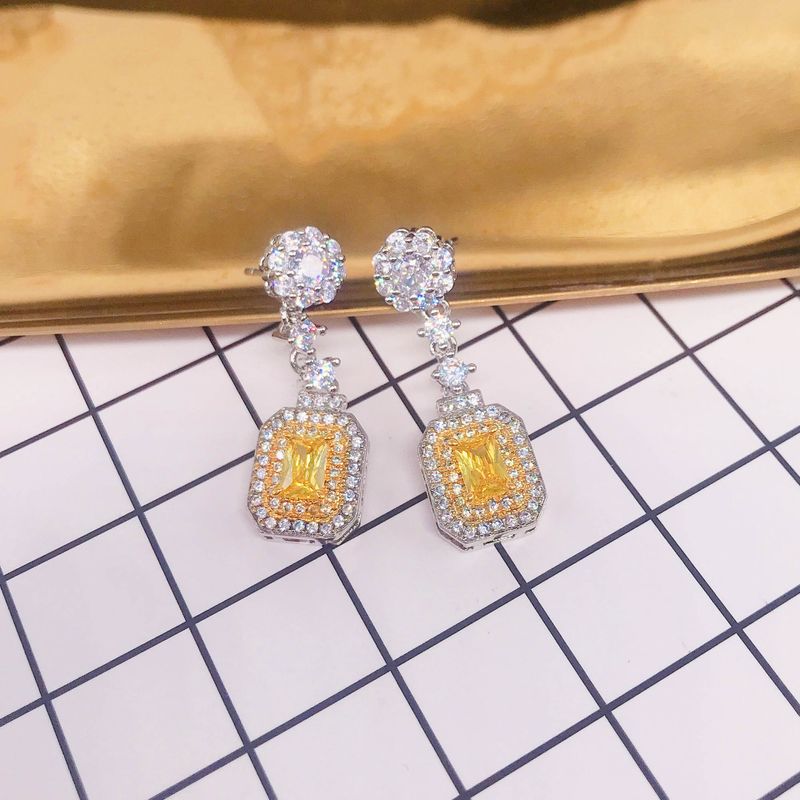 Nuevos Pendientes De Diamantes Cuadrados Amarillos Con Micro Incrustaciones Joyería Para El Oído