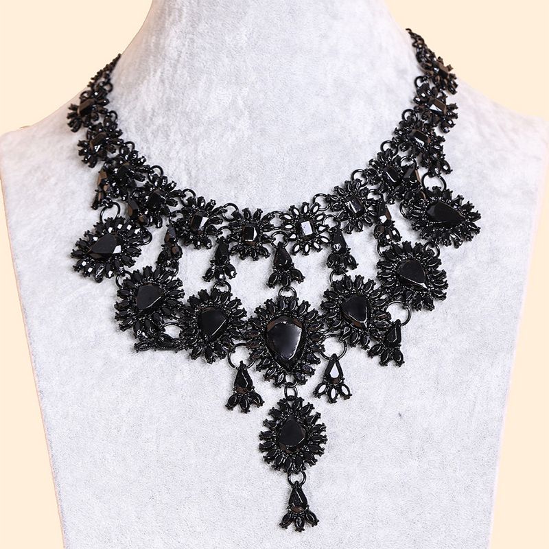 New American Personality Big-name Gem Clavicle Chain Wild Long Necklace