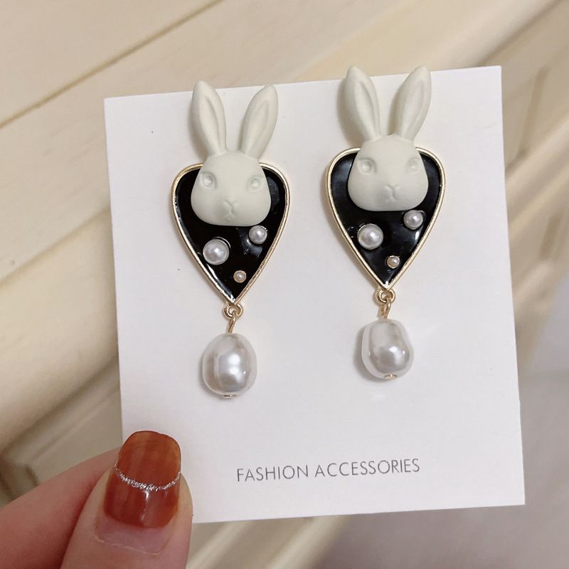 Boucles D&#39;oreilles En Forme De Goutte D&#39;huile Amusantes Et Amusantes À La Mode Avec Un Lapin En Perles D&#39;imitation