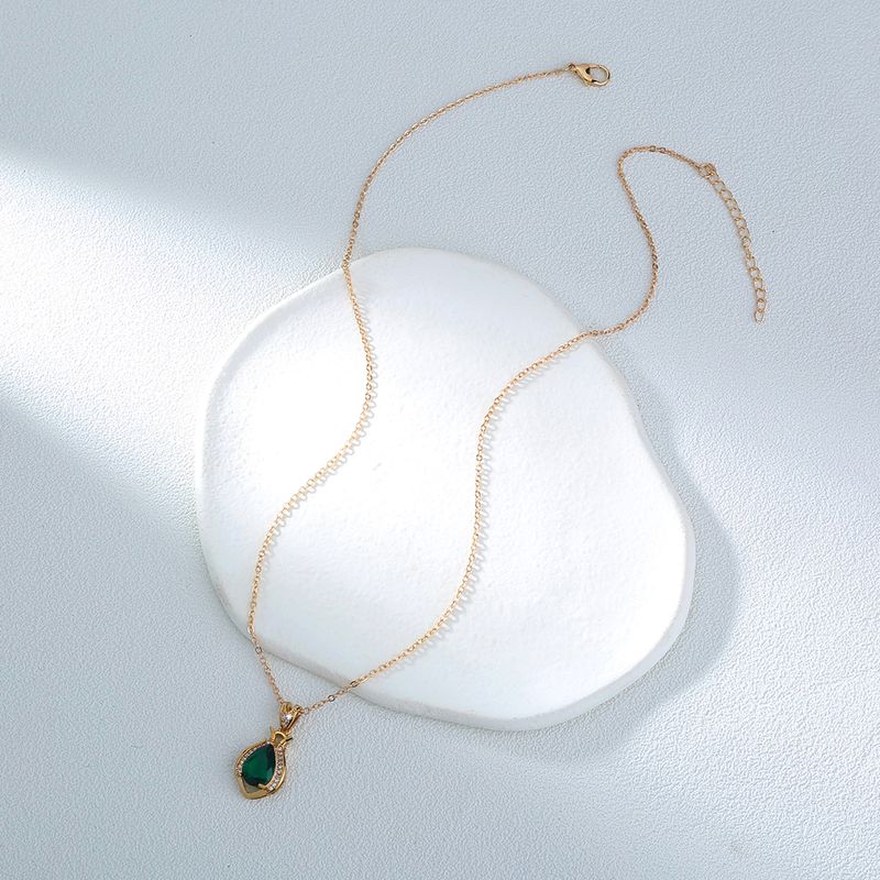 Simple Single Layer Micro-inlaid Perfume Bottle Water Drop Green Zircon Pendant Necklace