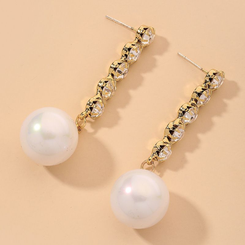 Retro Diamond Pearl Long Earrings