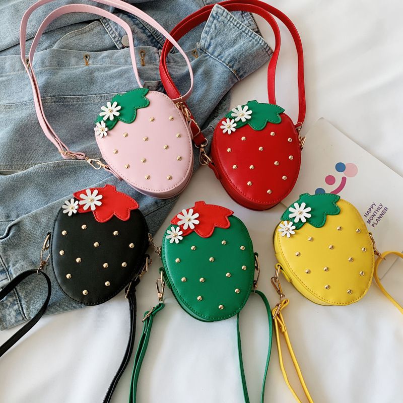 Niedliche Erdbeer-mini-umhängetasche Der Koreanischen Kinder