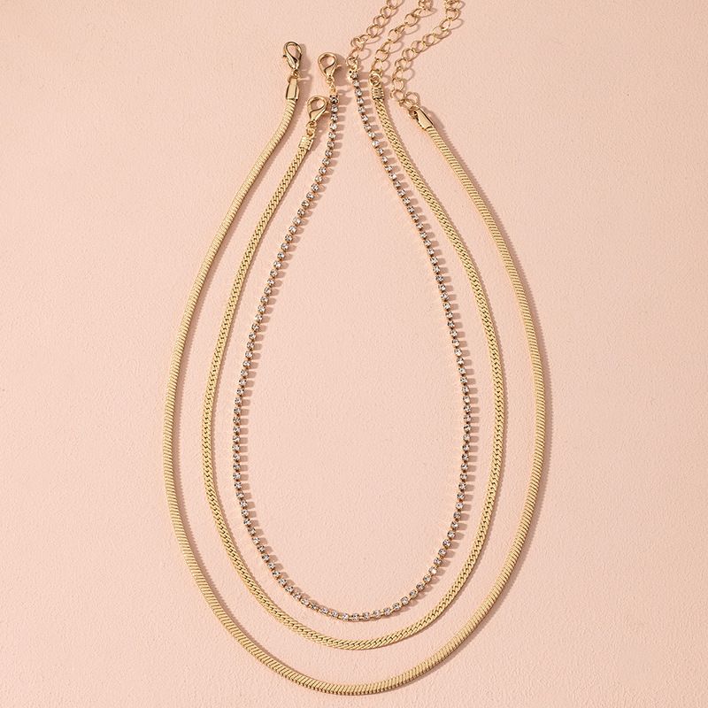 Creative Fashion Simple Multilayer Metal Necklace