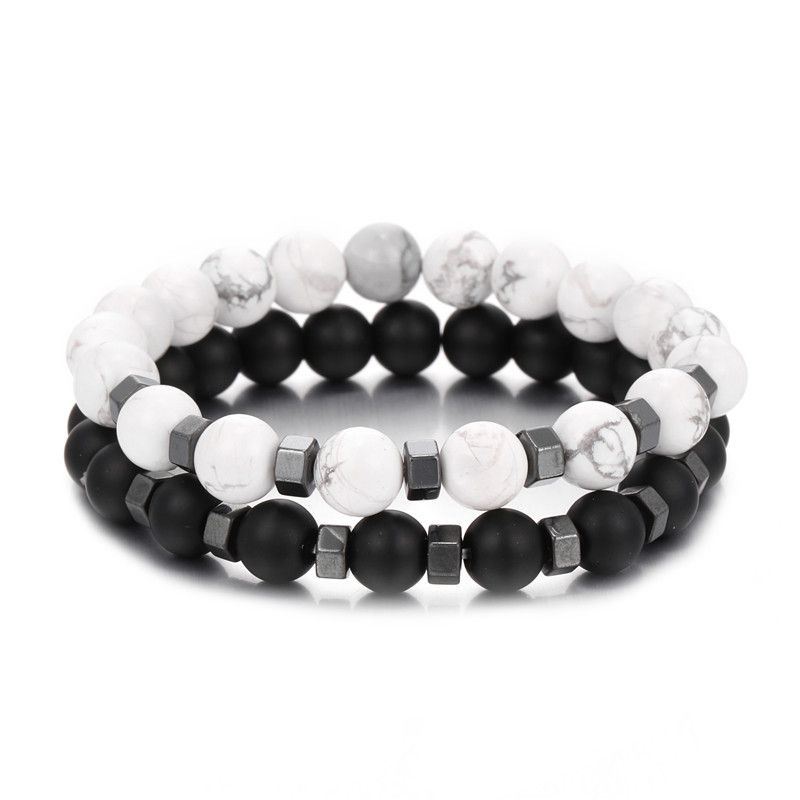 Ensemble De Nouveaux Bracelets Pour Hommes En Perles Blanches Et Noires