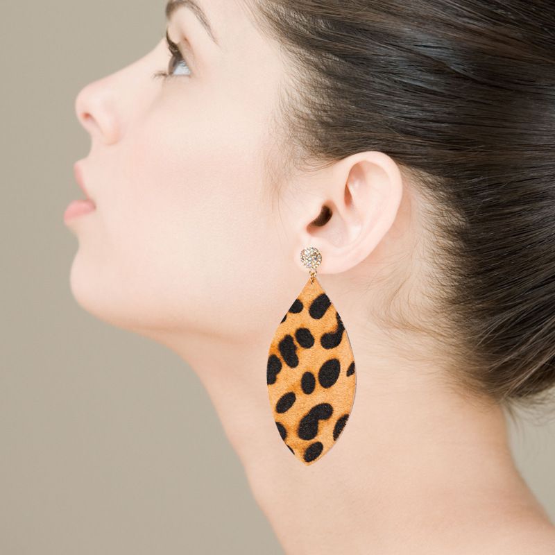 Aretes Retro De Cuero Con Diamantes De Imitación De Leopardo