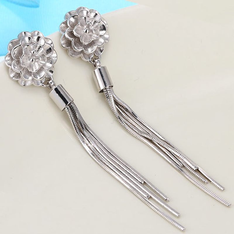 Korean Fashion Copper Plated Platinum Flower Tassel Earrings