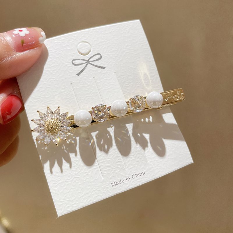 Korean Pearl Flower Crystal Hairpin