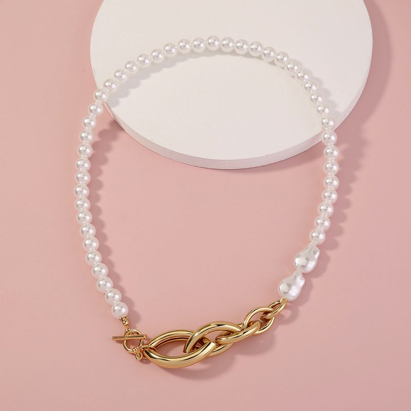 Simple Collar De Perlas Con Resaltado Blanco Puro